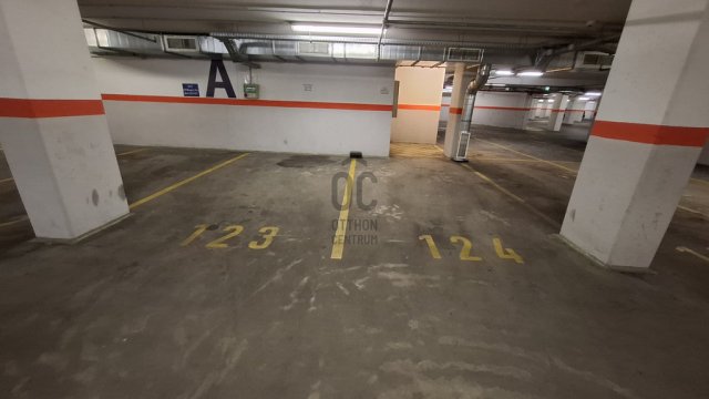 Eladó garázs, Budapesten, VI. kerületben 17 M Ft