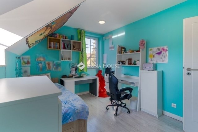 Eladó családi ház, Gödön 179.9 M Ft, 5 szobás