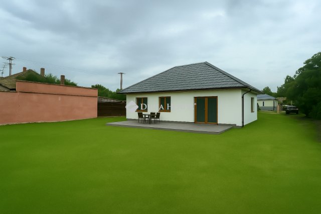 Eladó családi ház, Budapesten, XVIII. kerületben 99.9 M Ft