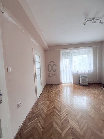 Eladó téglalakás, Győrött 46.99 M Ft, 2 szobás