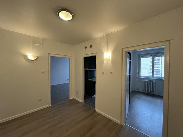 Eladó panellakás, Budapesten, III. kerületben 71.9 M Ft, 2 szobás