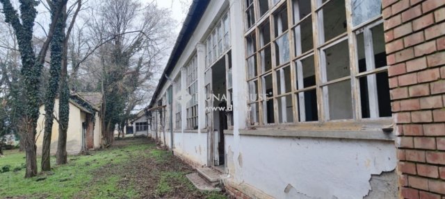 Eladó családi ház, Hódmezővásárhelyen 250 M Ft, 5 szobás