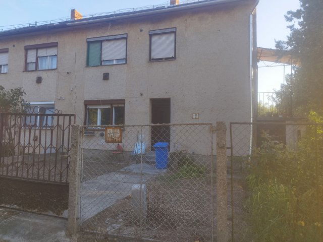 Eladó téglalakás, Sajószentpéteren 20.5 M Ft, 2+1 szobás