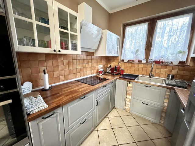 Eladó családi ház, Veresegyházon 189 M Ft, 4+1 szobás