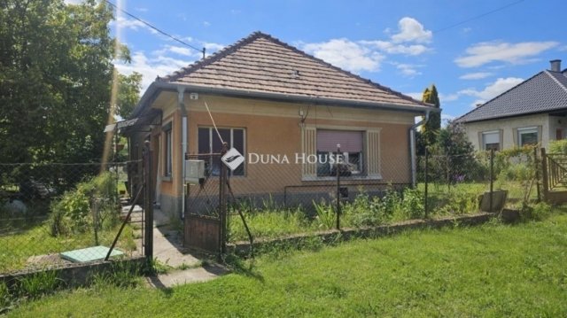 Eladó családi ház, Káván 34.5 M Ft, 2 szobás