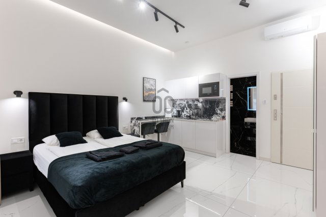 Eladó téglalakás, Budapesten, XIII. kerületben 160 M Ft