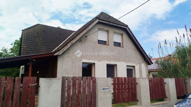 Eladó családi ház, Iváncsán 73.5 M Ft, 4 szobás
