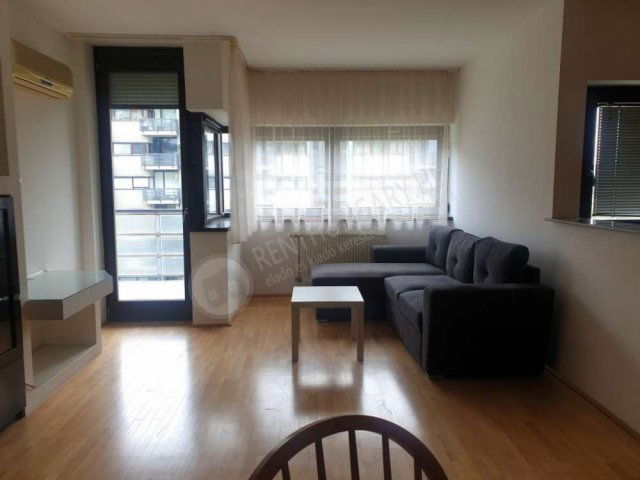 Kiadó téglalakás, albérlet, XIII. kerületben, Népfürdő utcában