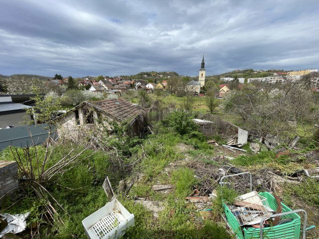 Eladó családi ház, Szekszárdon 29 M Ft, 3 szobás