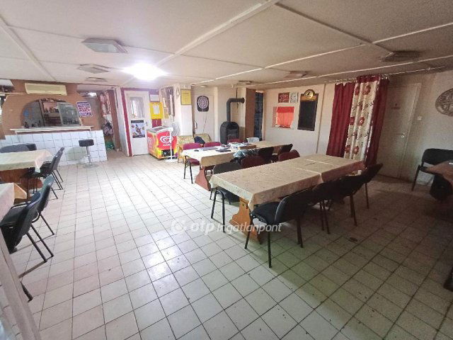 Eladó üzlethelyiség, Csávolyon 18 M Ft / költözzbe.hu