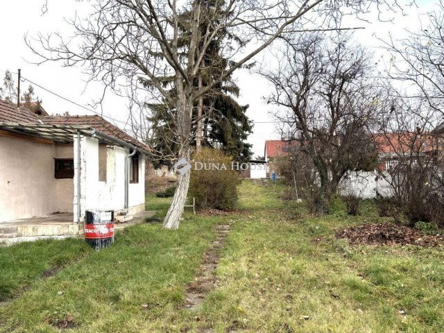 Eladó családi ház, Dorogon 34.9 M Ft, 2 szobás