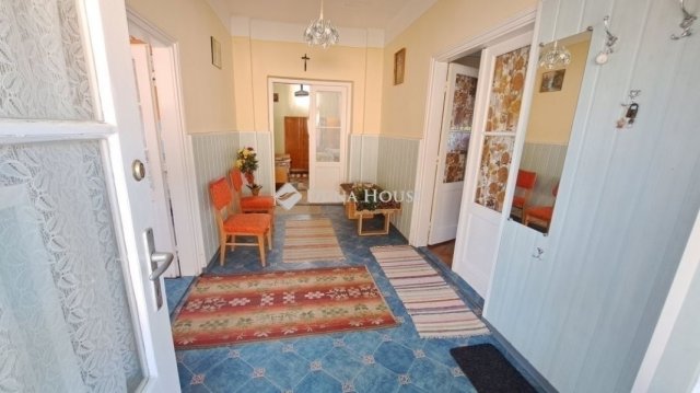 Eladó családi ház, Zsámbokon 45 M Ft, 3 szobás