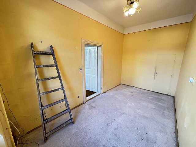 Eladó családi ház, Budapesten, IV. kerületben 54 M Ft, 2 szobás