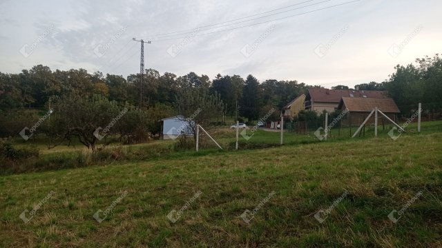 Eladó telek, Zalaegerszegen 4.1 M Ft / költözzbe.hu