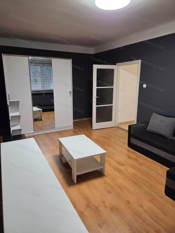 Kiadó téglalakás, albérlet, Szolnokon 120 E Ft / hó, 1 szobás