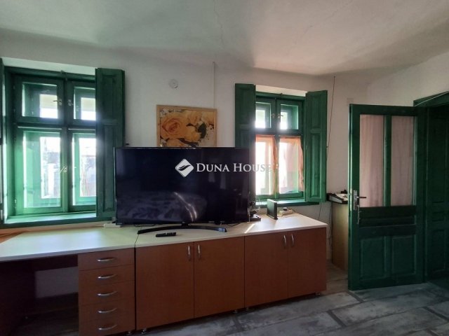 Eladó családi ház, Mezősason 20 M Ft, 2 szobás