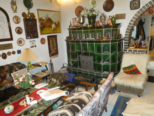 Eladó családi ház, Somlószőlősön 149.9 M Ft, 6 szobás