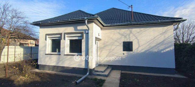 Eladó családi ház, Szarvason 69.9 M Ft, 3 szobás