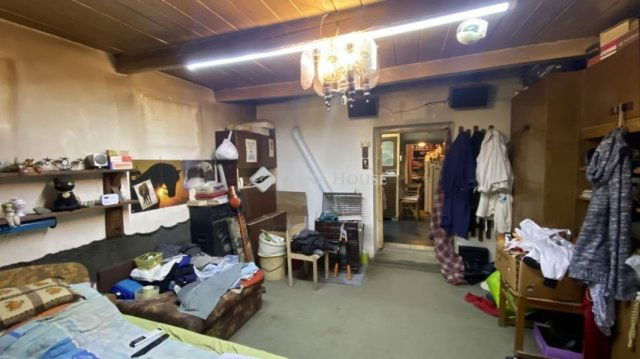 Eladó családi ház, Gombán 25 M Ft, 1 szobás