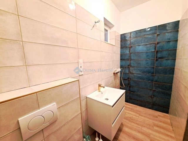 Eladó családi ház, Csévharaszton 85 M Ft, 4 szobás