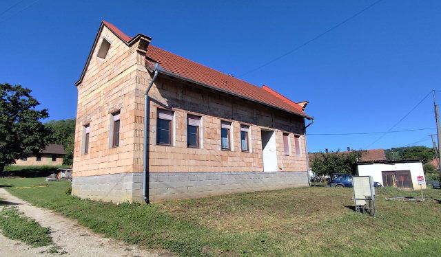 Eladó családi ház, Zalaszentgróton 60 M Ft, 4 szobás