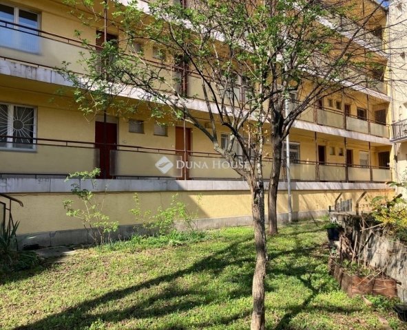 Eladó téglalakás, Budapesten, XI. kerületben 81.9 M Ft, 2 szobás