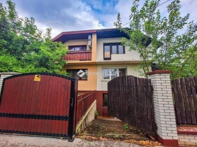 Eladó családi ház, Budapesten, XVI. kerületben 109.9 M Ft