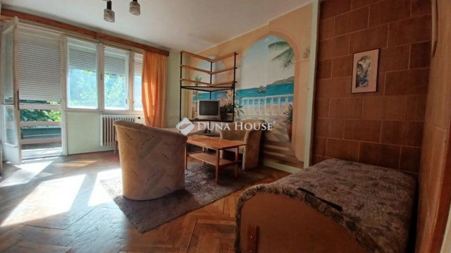 Eladó téglalakás, Balatonfüreden 69 M Ft, 5 szobás