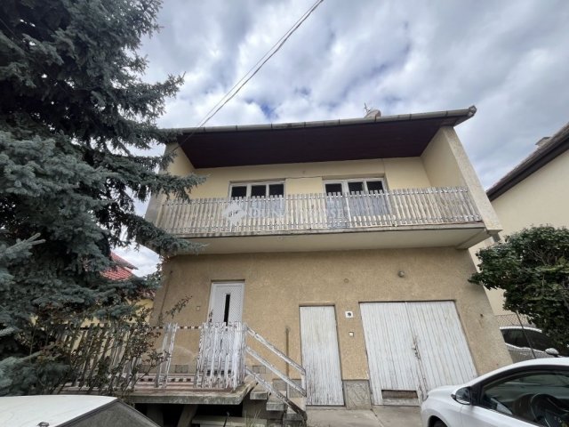 Eladó családi ház, Diósdon 139 M Ft, 4 szobás