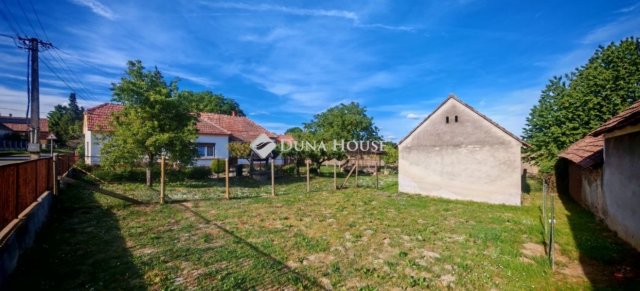Eladó családi ház, Esztergályhorvátiban 19.99 M Ft, 3 szobás