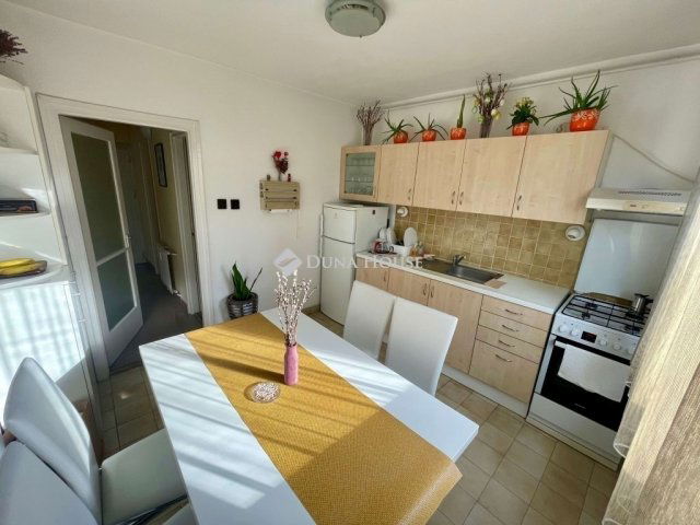 Eladó téglalakás, Budapesten, XIII. kerületben 64.99 M Ft