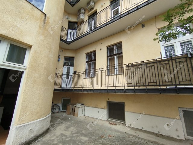 Kiadó téglalakás, albérlet, Győrött 150 E Ft / hó, 1 szobás