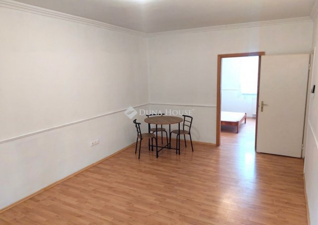 Kiadó téglalakás, albérlet, Kaposváron 130 E Ft / hó, 2 szobás