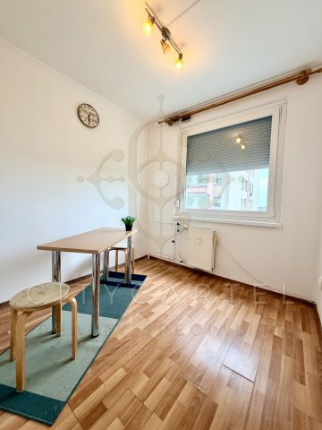 Eladó panellakás, Siófokon 45.99 M Ft, 2 szobás