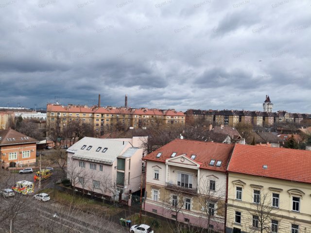 Eladó panellakás, Budapesten, VIII. kerületben 64.8 M Ft
