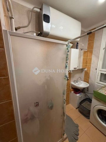 Eladó téglalakás, Kecskeméten 44.9 M Ft, 2 szobás