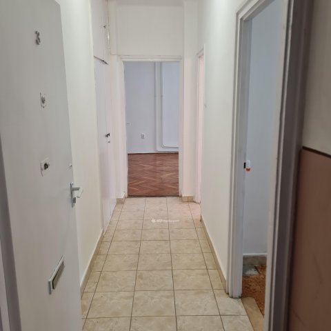 Eladó téglalakás, Tapolcán 31.5 M Ft, 1 szobás