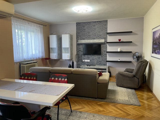 Kiadó téglalakás, albérlet, Debrecenben 250 E Ft / hó, 2 szobás