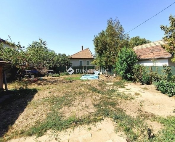 Eladó családi ház, Budapesten, XVIII. kerületben 79.9 M Ft