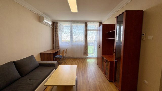 Kiadó panellakás, albérlet, Debrecenben 220 E Ft / hó, 2 szobás