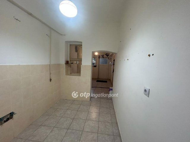 Eladó családi ház, Nagykőrösön 27.5 M Ft, 2 szobás