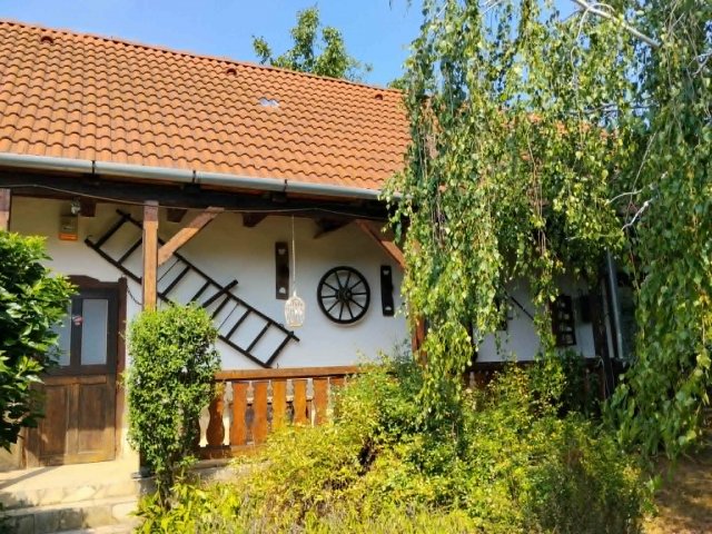 Eladó családi ház, Vácszentlászlón 52.5 M Ft, 3 szobás