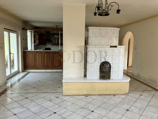 Eladó családi ház, Dunaharasztin 135 M Ft, 5 szobás