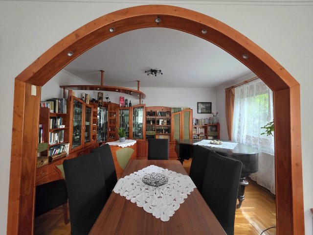 Eladó családi ház, Budapesten, XX. kerületben 250 M Ft, 5 szobás