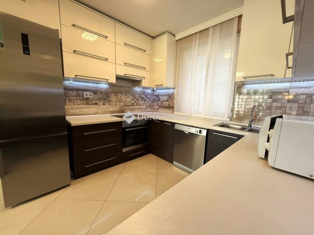 Eladó ikerház, Kecskeméten 104 M Ft, 4 szobás