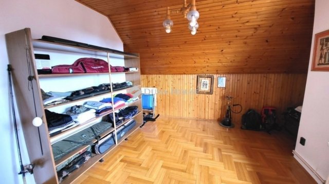 Eladó családi ház, Érden 154 M Ft, 6 szobás