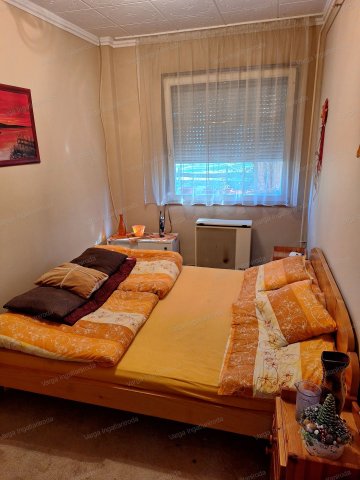 Eladó családi ház, Gyóróban 38.9 M Ft, 3 szobás