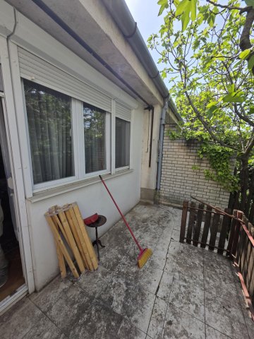 Eladó sorház, Pécsett 62.5 M Ft, 3+1 szobás