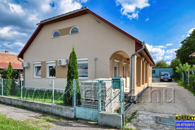 Eladó családi ház, Balatonlelleén 79.9 M Ft, 2+1 szobás