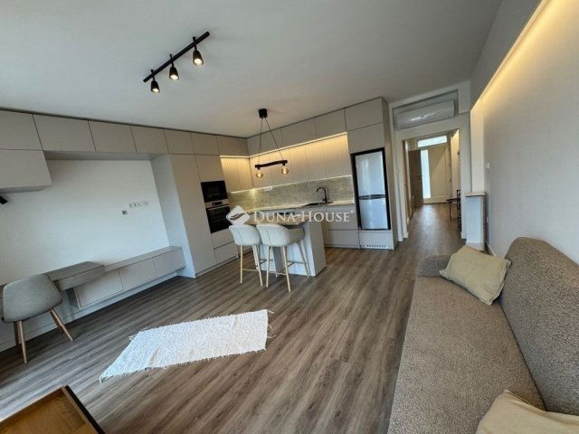 Eladó téglalakás, Budapesten, XIV. kerületben 85 M Ft